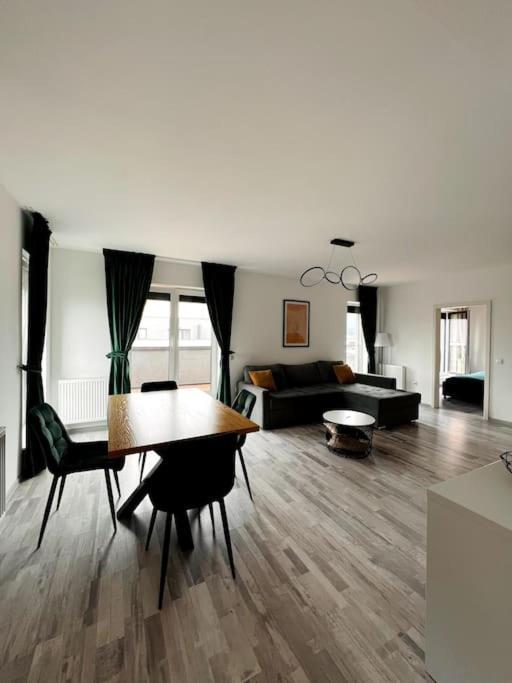 Skylark - Singapore Penthouse With Jacuzzi & Panoramic View Apartment *